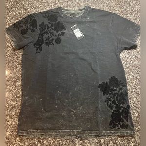 Guess women’s shirt - David Embroidered Floral Tee- size L - NEW WITH TAGS